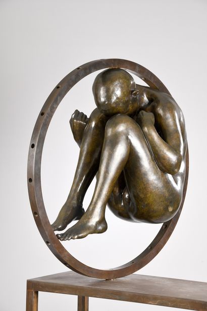 null CORDA Mauro, né en 1960
Grand embryon
sculpture bipartite en bronze à patine...