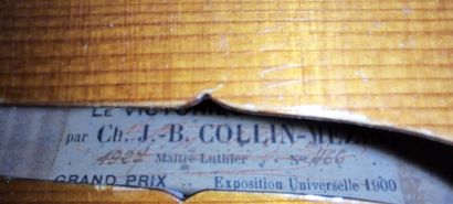 null Violon 4/4 de COLLIN-MEZIN, année 1927
Modèle "Le victorieux"
Etiquette Collin-Mezin...
