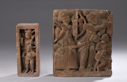 INDE, bengale - XVIIIe siècle
Deux bas reliefs...