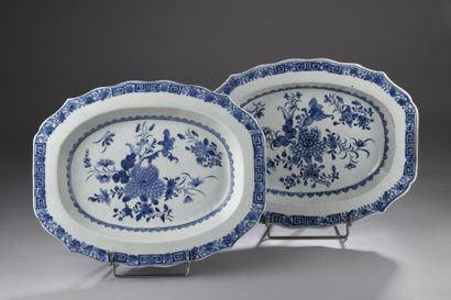 null CHINA, Compagnie des Indes - QIANLONG period (1736 - 1795)
Pair of hollow and...