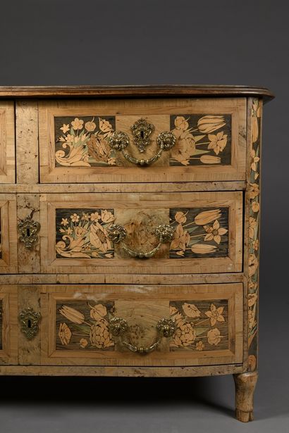 null Chest of drawers with arched front in native wood veneer with floral decoration...