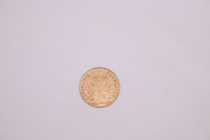 null Gold coin of 10 Francs au Coq (1906).
Weight : 6.45g.
