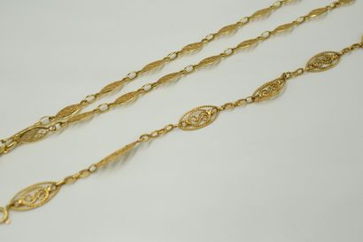 null Parure en or jaune 18K (750) comprenant un collier et un bracelet à mailles...