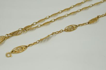 null Parure en or jaune 18K (750) comprenant un collier et un bracelet à mailles...