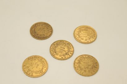 null Lot de cinq pièces or 20 Francs Napoléon III tête nue (1854, A x 2, 1859, A,...