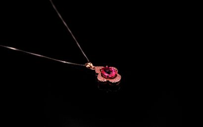 null Pendant in pink vermeil 925° centered of a pink topaz probably treated in a...