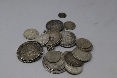 null Lot of silver coins including: 
