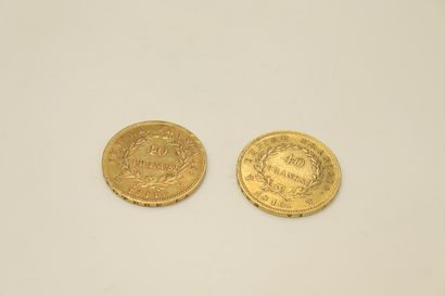 null Two gold coins of 40 Francs Napoélon I (1810, W; 1811, A) 
Weight : 25.7 g.