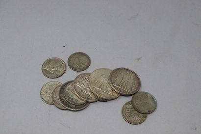 null Lot de pièces en argent comprenant : 
- 4 x 5 francs Semeuse
- 3 x 10 francs...