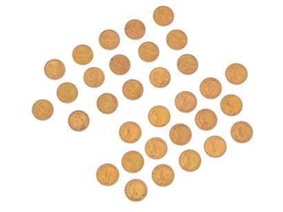 ETATS-UNIS
Lot de 16 pièces en or de 2½ $...