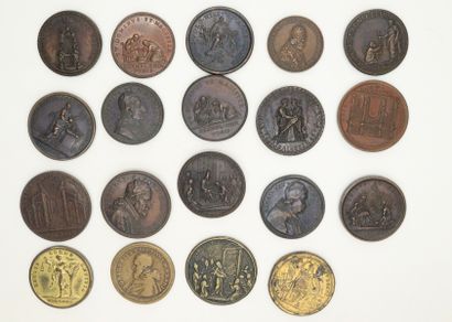 null VATICAN
Lot de 19 médailles de bronze des Papes
Diamètre de 28 à 35 mm, du XVIIe...