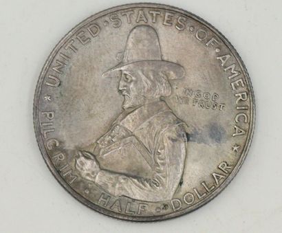 null UNITED STATES
1/2 silver dollar commemorating the arrival of the Pilgrim Fathers...