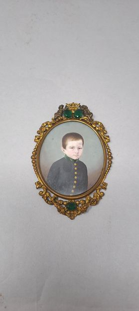 null Louis COURNERIE (?)
Portrait d'enfant
Miniature, dans un cadre en métal doré...