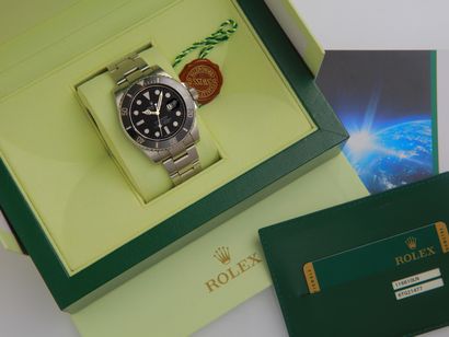 null ROLEX SUBMARINER Ref 116610LN 
About 2012
N° 6TG21477
Men's stainless steel...