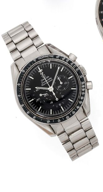 null OMEGA SPEEDAMSTER 
Ref 145022 
Circa 1982
Men's stainless steel chronograph...