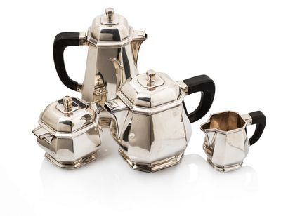 null Silver tea and coffee set (950) 
Goldsmith : Henri LAPPARRA 
Paris, 20th century
Model...