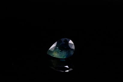 null Pear sapphire on paper. 
Weight : 2.53 cts

Dimensions : 10mm x 6mm
