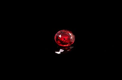 null Orange red sapphire on paper.
VS
Weight : 0.50 ct

Dimensions : 5.7mm x 4.6...