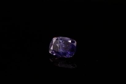 null Cushion blue iolite on paper.
Weight : 1.22 ct

Dimensions : 8mm x 6mm