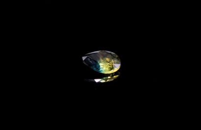 Two-tone blue and yellow pear sapphire on...