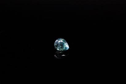 Blue pear sapphire on paper. 
Weight : 0.50...