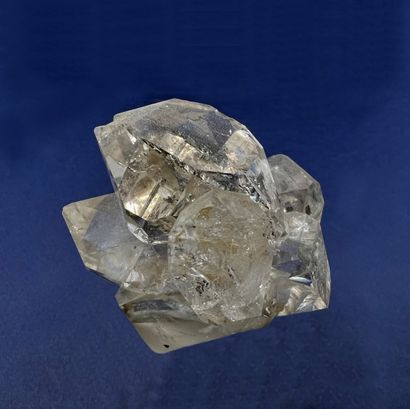 null Quartz Herkimer : six cristaux limpides accolés (jusqu'à 35 mm) - 1995
Gravières,...