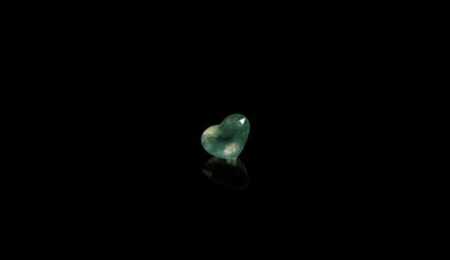 Prehnite heart on paper. 
Weight : 2.23 cts....