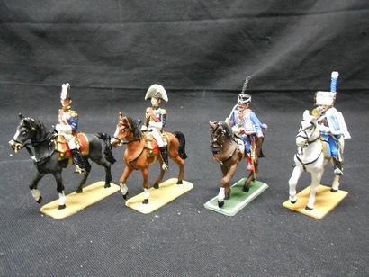 null MDM 1er Empire: 4 Cavaliers dont Hussard et Etat Major