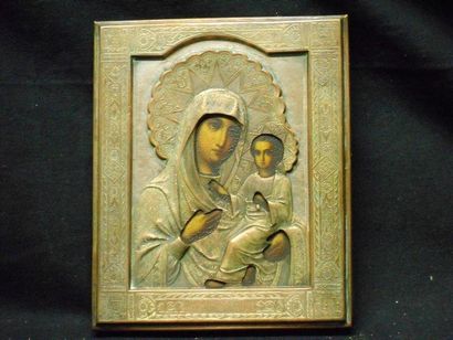 null Mère de dieu de Tikhvine Peint sur bois,oklad en cuivre Russie. Fin XIXe siècle....