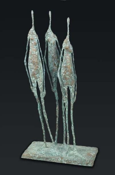 YERMIA Pierre, né en 1964 Trois figures, 2003 Groupe en bronze à patine antique,...