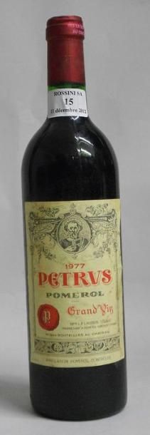 null 1 Bouteille PETRUS, Pomerol. 1977 (elt)