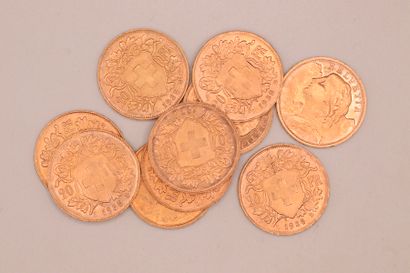 null Lot composed of 10 gold coins of 20 Fr Helvetia (1935).
Weight : 64,50 g. 
VG...