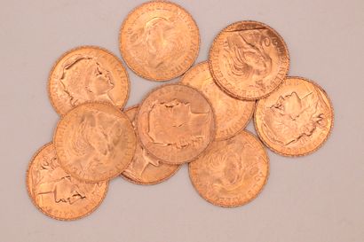 null Lot composed of 10 gold coins of 20 Fr au Coq (1909).
Weight : 64,50 g. 
Very...