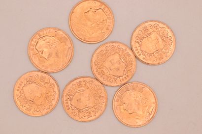 null Lot composed of 7 gold coins of 20 Fr Helvetia (1935).
Weight : 45,15 g. 
VG...