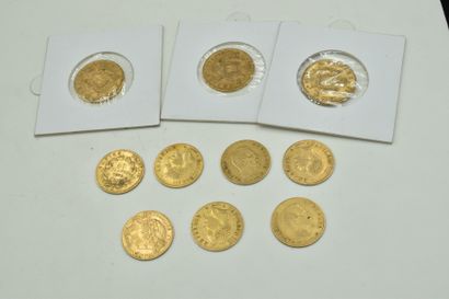 Lot de pièces en or comprenant : 
- Trois...