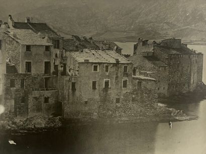 Corse
Vue d’un village, paysage, c. 1920...
