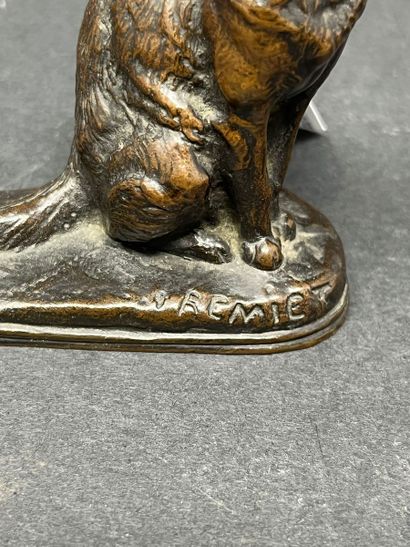 null FREMIET Emmanuel (1824-1910) d'après
Chat,
Epreuve en bronze à patine brune,...
