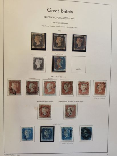 BOn vrac de timbres en une dizaine de volumes,...