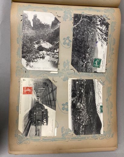 null Deux albums de cartes postales anciennes : régionalismes (dont Auvergne et région...