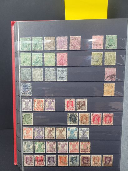 null Bon stock en treize volumes de timbres modernes d'Europe dont Grèce et Belg...