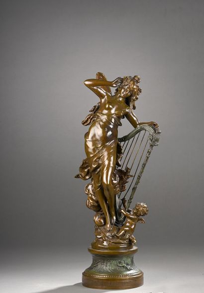 null MOREAU Auguste, d’après
Femme ailée à la harpe
groupe en bronze à patines brune...