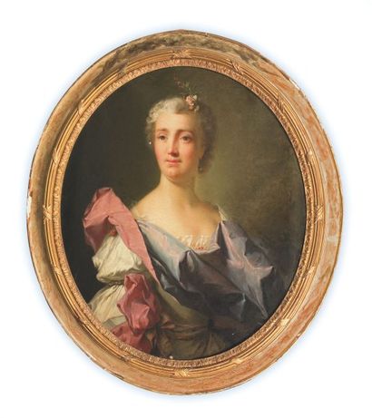LEVRAC - TOURNIERES Robert (Attribué à) (Caen 1667 - 1752) Portrait de femme en buste...