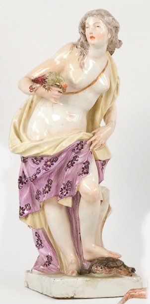 null SAXE Statuette, "Allégorie ", XIXe siècle. Jeune femme au perroquet et le pied...