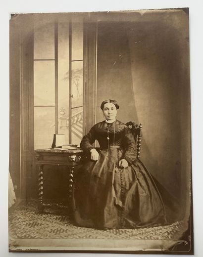 null Photographe non-identifié
Portrait de femme, Second Empire, c. 1860
Tirage albuminé...