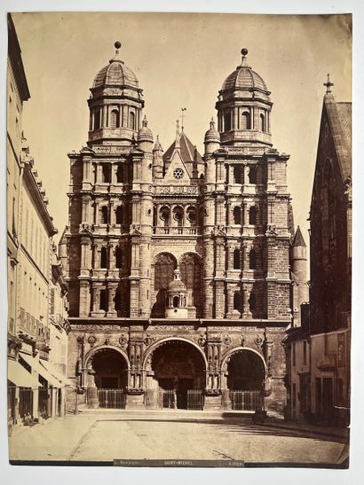 null L. BOURGOGNE (XIX°) 
Église de Saint-Michel, Dijon, c. 1870 
Tirage albuminé,...