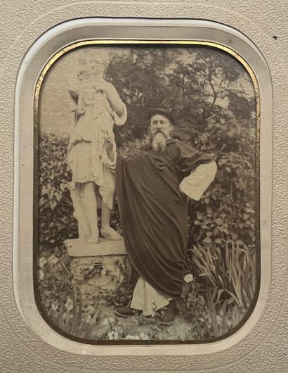 null Alexandre BERTRAND (1822-1889) 
Le sculpteur, Auguste Rodin (?), c. 1880
Tirage...