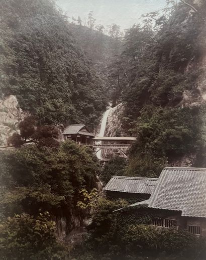 Japon
Chute d’eau Metaki, Kobe, c. 1890
Tirage...
