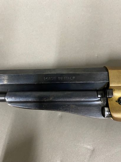 null Colt New Army Cal 44 revolver. Bronze frame. Contemporary engraving. TEB.