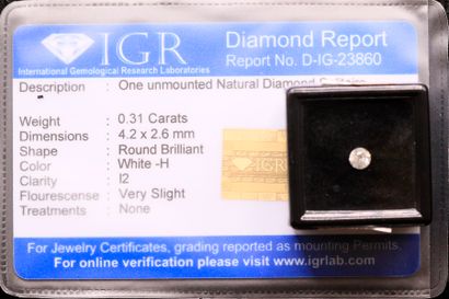 null Diamant "white H" rond sous-scellé.
Accompagné d'un certificat de l'IGR indiquant...