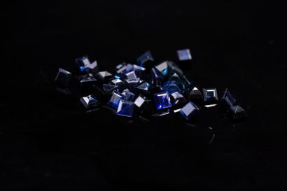 Mix of thirty-five square dark sapphires...